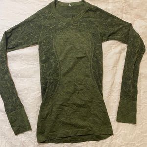 lululemon swiftly tech long sleeve in olive green
